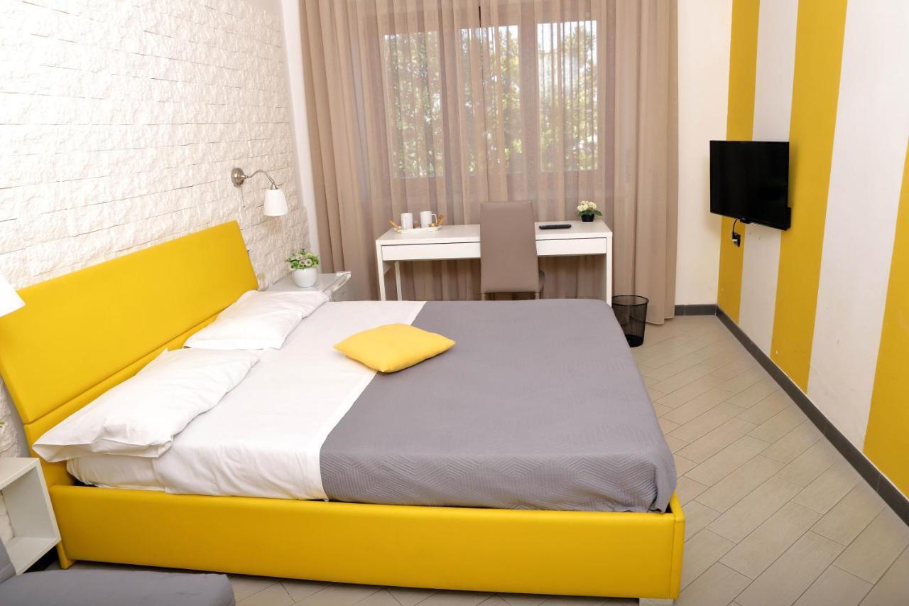 Guest House Le Tre Isole סורנטו מראה חיצוני תמונה